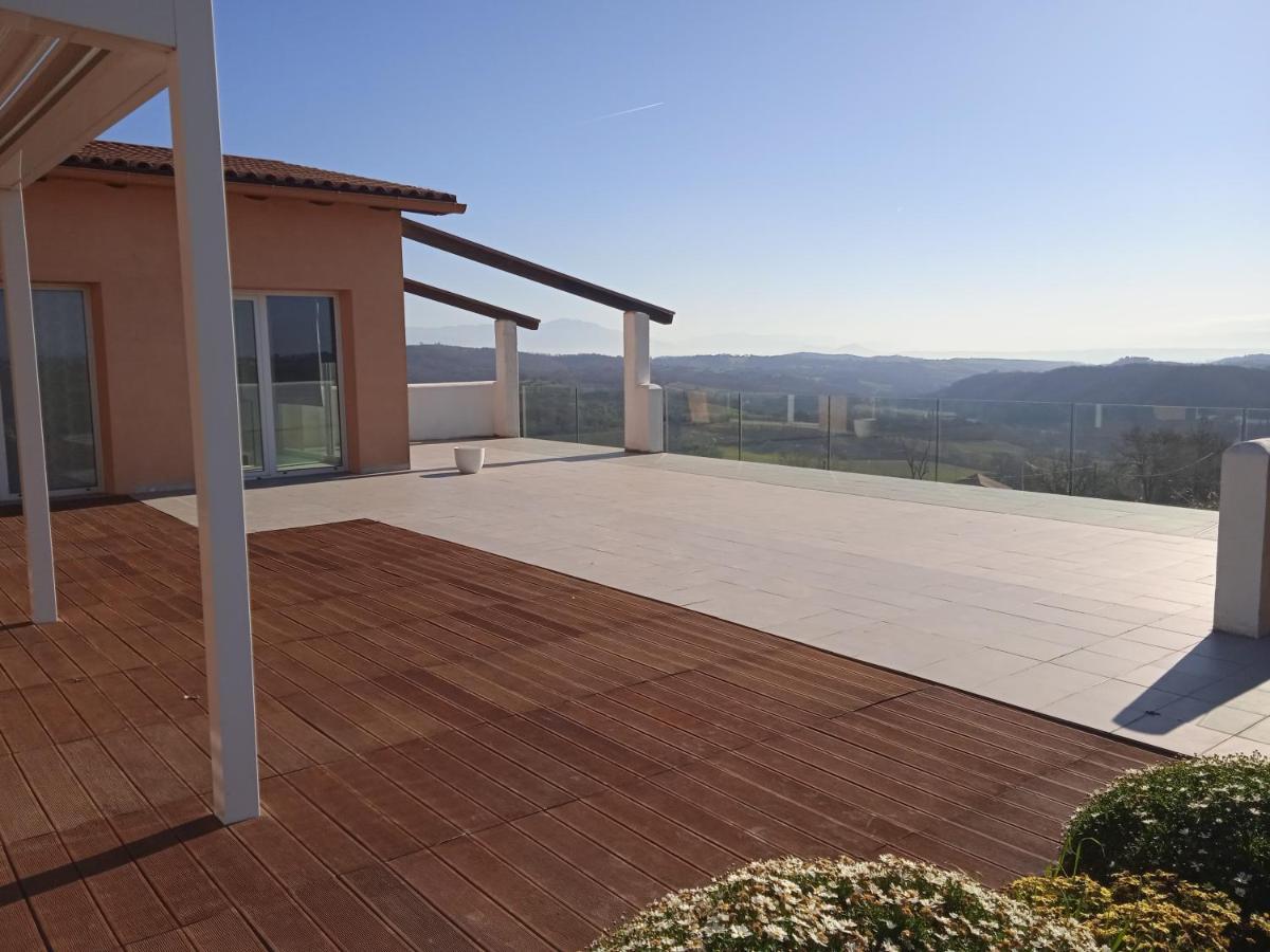 Agriturismo Il Cielo In Terra Sant'Oreste Exteriér fotografie